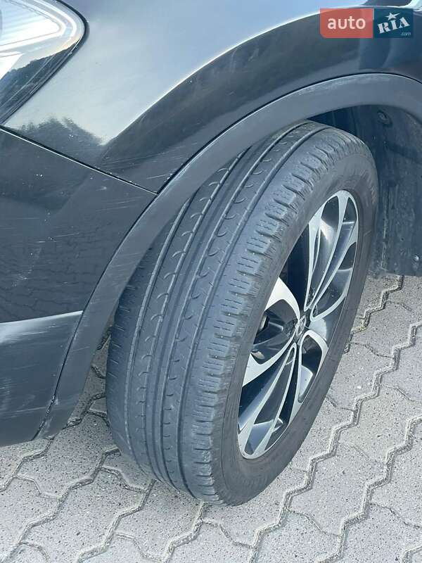 Позашляховик / Кросовер Nissan Qashqai+2 2012 в Могилів-Подільському