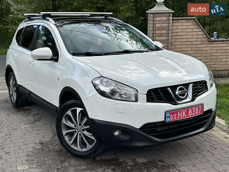 Nissan Qashqai+2 2012