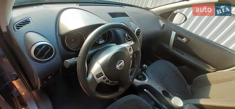 Внедорожник / Кроссовер Nissan Qashqai+2 2009 в Звягеле