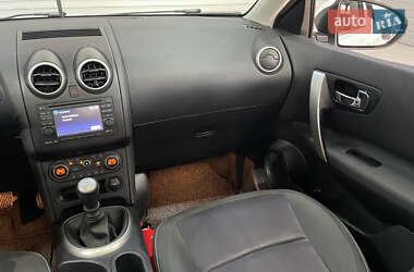 Внедорожник / Кроссовер Nissan Qashqai+2 2012 в 