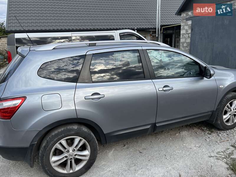 Внедорожник / Кроссовер Nissan Qashqai+2 2010 в Вольнянске