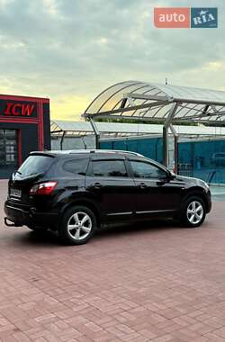 Внедорожник / Кроссовер Nissan Qashqai+2 2011 в 
