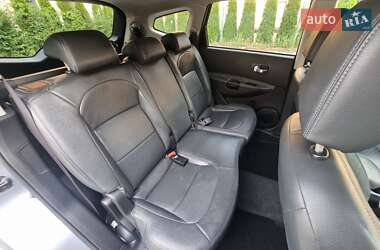 Внедорожник / Кроссовер Nissan Qashqai+2 2010 в 