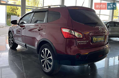 Внедорожник / Кроссовер Nissan Qashqai+2 2011 в 