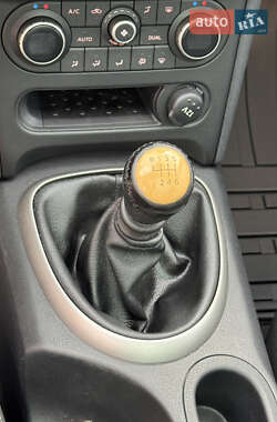 Внедорожник / Кроссовер Nissan Qashqai+2 2012 в 