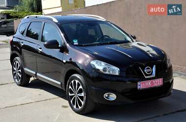 Внедорожник / Кроссовер Nissan Qashqai+2 2011 в 