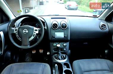 Внедорожник / Кроссовер Nissan Qashqai+2 2011 в 