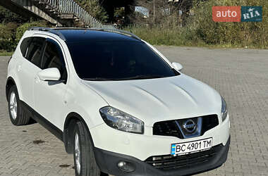 Позашляховик / Кросовер Nissan Qashqai+2 2011 в Дрогобичі