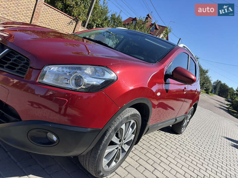 Внедорожник / Кроссовер Nissan Qashqai+2 2012 в Рожище