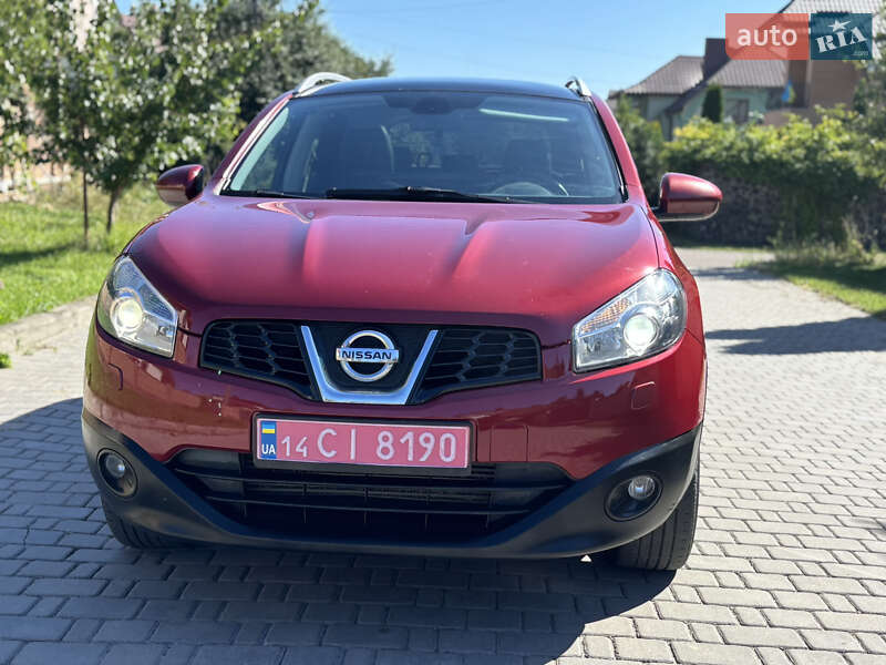 Внедорожник / Кроссовер Nissan Qashqai+2 2012 в Рожище