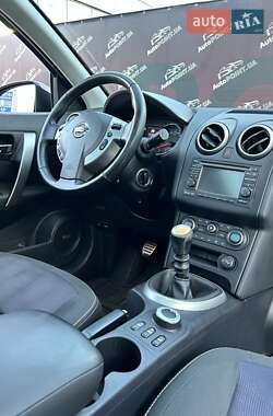 Внедорожник / Кроссовер Nissan Qashqai+2 2012 в 