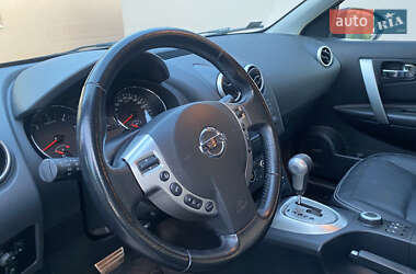 Позашляховик / Кросовер Nissan Qashqai+2 2011 в 