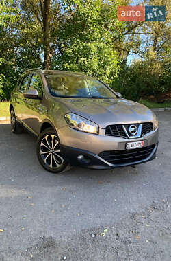 Внедорожник / Кроссовер Nissan Qashqai+2 2013 в Тернополе