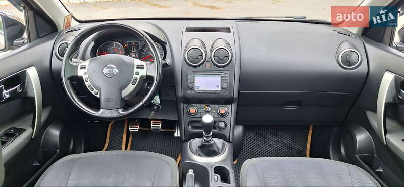 Внедорожник / Кроссовер Nissan Qashqai+2 2011 в Новоархангельске