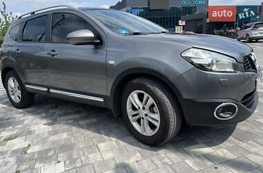 Позашляховик / Кросовер Nissan Qashqai+2 2011 в 