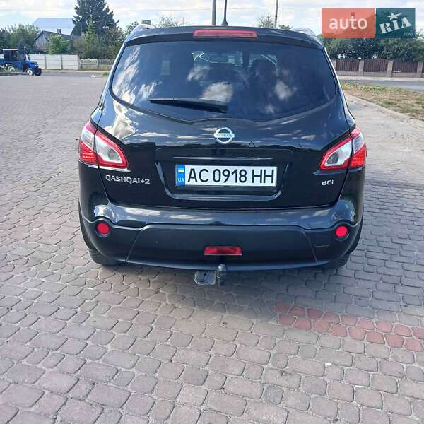 Внедорожник / Кроссовер Nissan Qashqai+2 2012 в Камне-Каширском