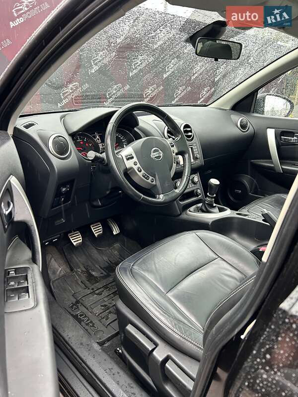 Внедорожник / Кроссовер Nissan Qashqai+2 2010 в Сумах
