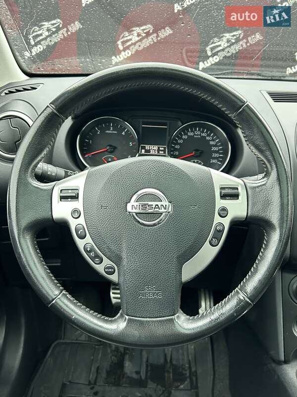 Внедорожник / Кроссовер Nissan Qashqai+2 2010 в Сумах