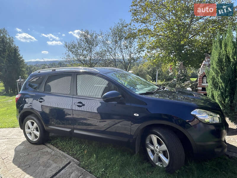 Внедорожник / Кроссовер Nissan Qashqai+2 2010 в Коломые