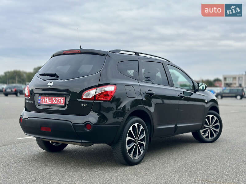 Внедорожник / Кроссовер Nissan Qashqai+2 2013 в Киеве