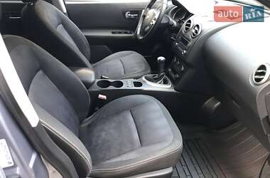 Позашляховик / Кросовер Nissan Qashqai+2 2011 в  фото 16 Позашляховик / Кросовер Nissan Qashqai+2 2011 в