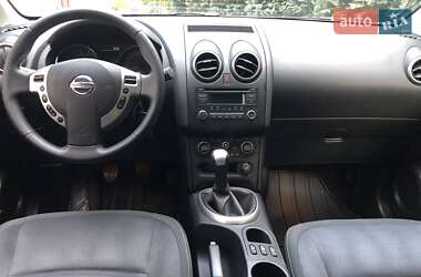 Позашляховик / Кросовер Nissan Qashqai+2 2011 в  фото 17 Позашляховик / Кросовер Nissan Qashqai+2 2011 в