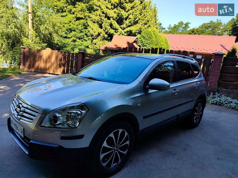 Позашляховик / Кросовер Nissan Qashqai+2 2009 в Тлумачі