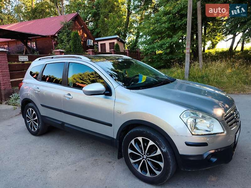 Позашляховик / Кросовер Nissan Qashqai+2 2009 в Тлумачі