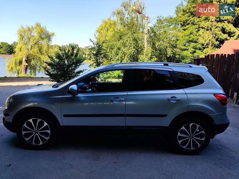 Позашляховик / Кросовер Nissan Qashqai+2 2009 в Тлумачі