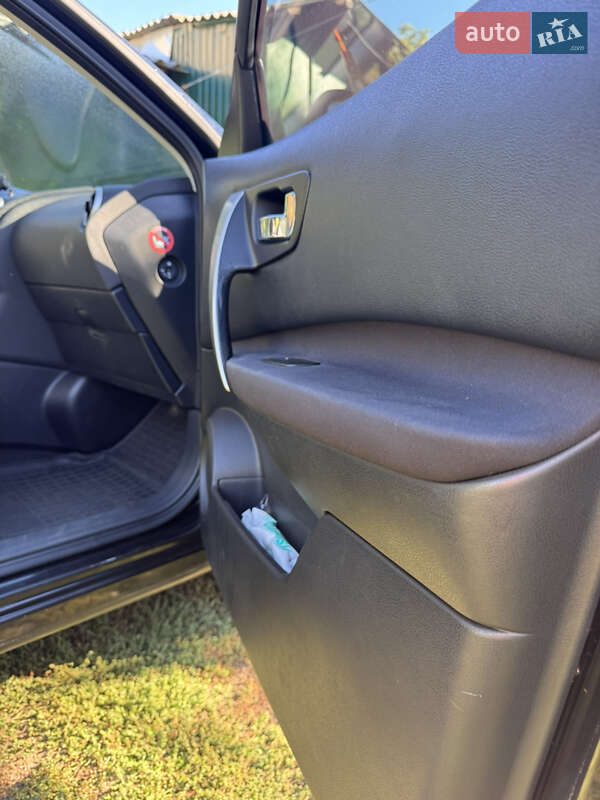Внедорожник / Кроссовер Nissan Qashqai+2 2011 в Бершади фото 11 Внедорожник / Кроссовер Nissan Qashqai+2 2011 в Бершади