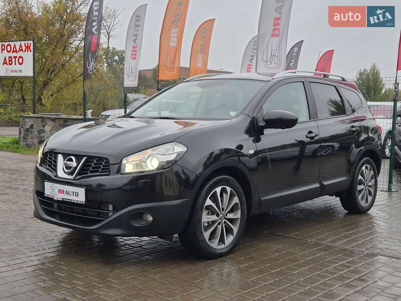 Nissan Qashqai+2 2011