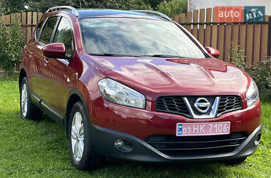 Позашляховик / Кросовер Nissan Qashqai+2 2010 в Львові