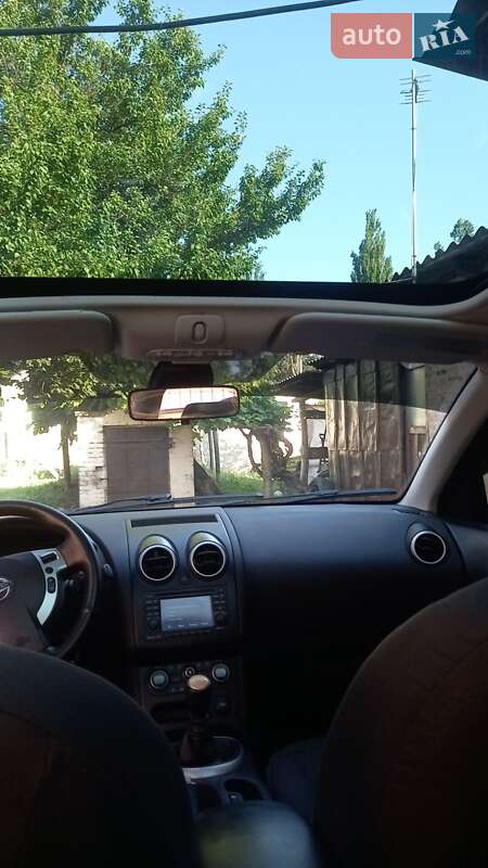 Позашляховик / Кросовер Nissan Qashqai+2 2011 в Кролевці