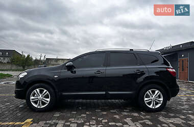 Внедорожник / Кроссовер Nissan Qashqai+2 2011 в 