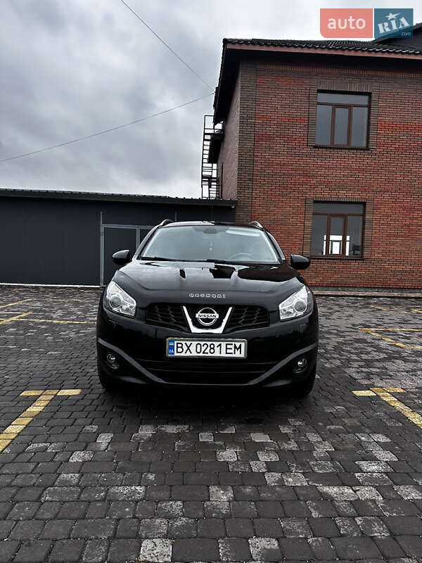 Внедорожник / Кроссовер Nissan Qashqai+2 2011 в Теофиполе фото 23 Внедорожник / Кроссовер Nissan Qashqai+2 2011 в Теофиполе