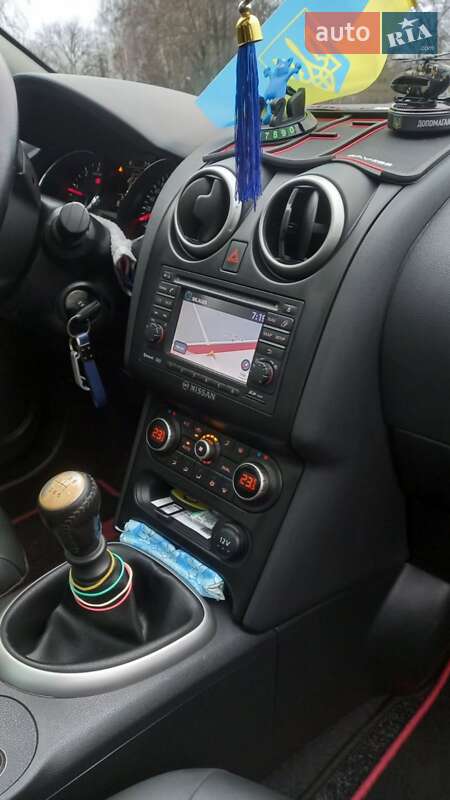 Внедорожник / Кроссовер Nissan Qashqai+2 2011 в Броварах