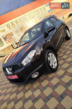 Внедорожник / Кроссовер Nissan Qashqai+2 2011 в Гайсине
