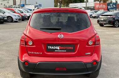 Внедорожник / Кроссовер Nissan Qashqai+2 2009 в 