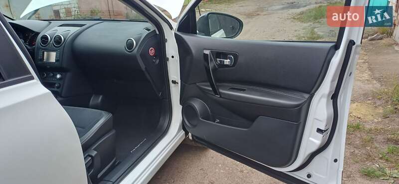 Внедорожник / Кроссовер Nissan Qashqai+2 2013 в Чернигове