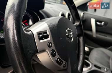 Внедорожник / Кроссовер Nissan Qashqai+2 2011 в 