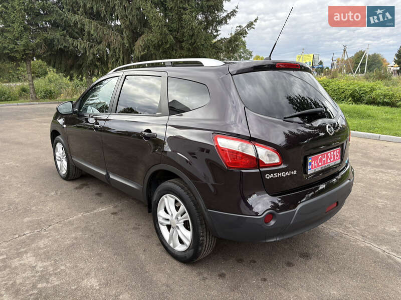 Позашляховик / Кросовер Nissan Qashqai+2 2010 в Заболотові