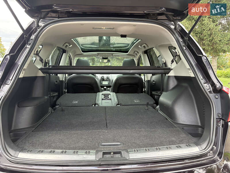 Позашляховик / Кросовер Nissan Qashqai+2 2010 в Заболотові