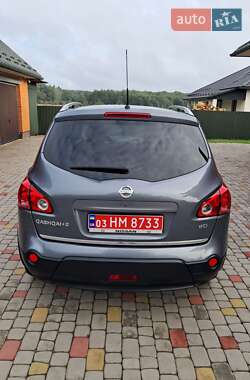 Позашляховик / Кросовер Nissan Qashqai+2 2009 в  фото 5 Позашляховик / Кросовер Nissan Qashqai+2 2009 в