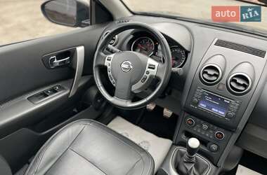 Внедорожник / Кроссовер Nissan Qashqai+2 2013 в 