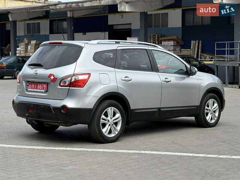 Позашляховик / Кросовер Nissan Qashqai+2 2012 в Рівному фото 9 Позашляховик / Кросовер Nissan Qashqai+2 2012 в Рівному