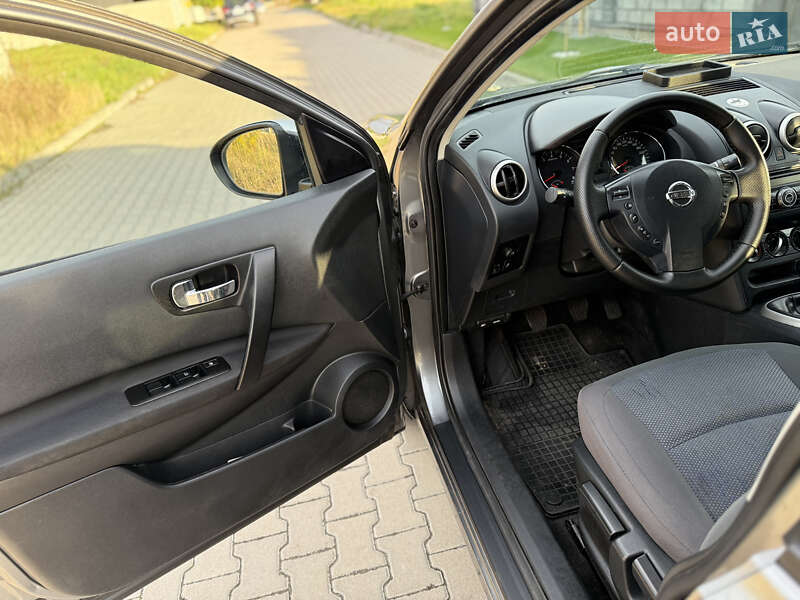 Позашляховик / Кросовер Nissan Qashqai+2 2011 в Рівному