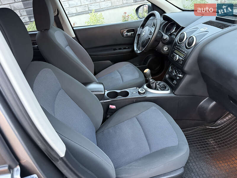 Позашляховик / Кросовер Nissan Qashqai+2 2011 в Рівному