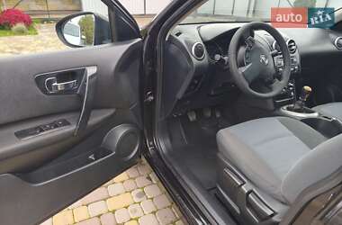 Внедорожник / Кроссовер Nissan Qashqai+2 2013 в 