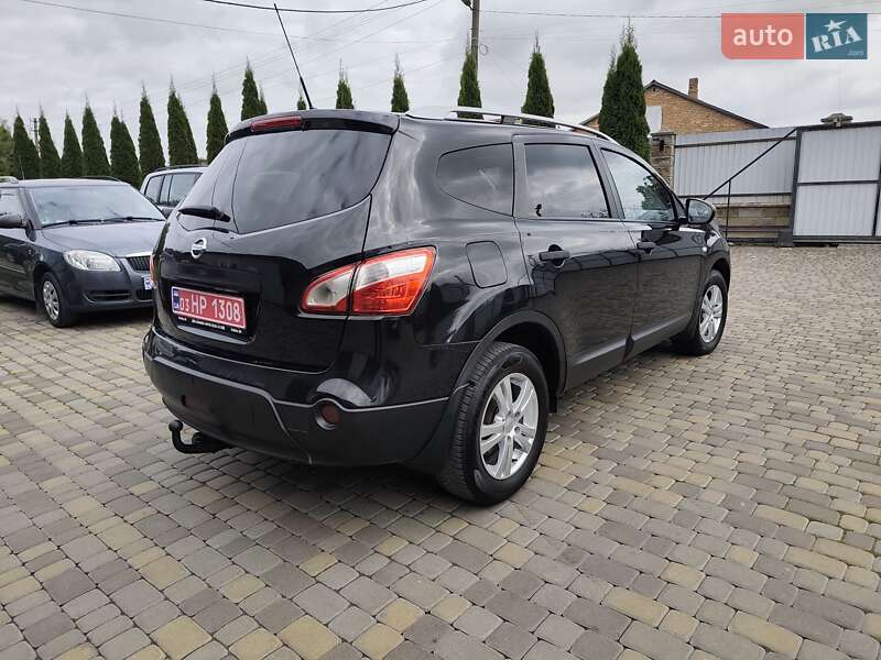 Внедорожник / Кроссовер Nissan Qashqai+2 2013 в Нововолынске фото 6 Внедорожник / Кроссовер Nissan Qashqai+2 2013 в Нововолынске