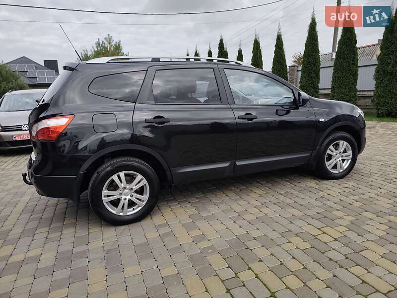 Внедорожник / Кроссовер Nissan Qashqai+2 2013 в Нововолынске фото 9 Внедорожник / Кроссовер Nissan Qashqai+2 2013 в Нововолынске